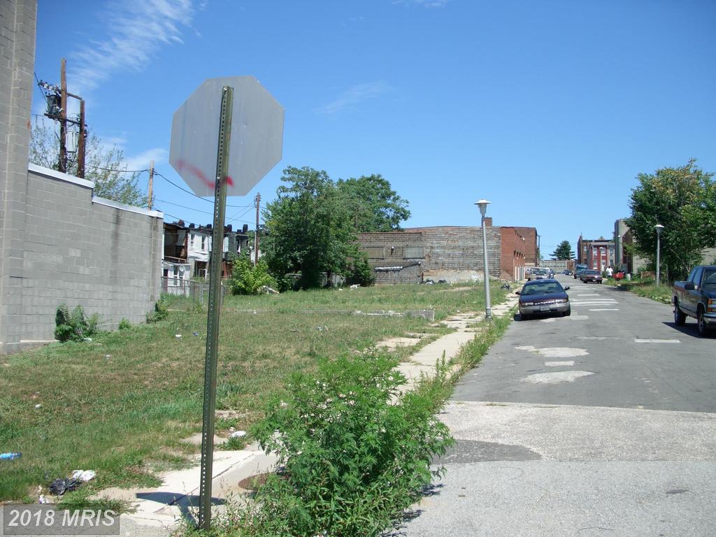 2001 Eagle Street - Photo 1