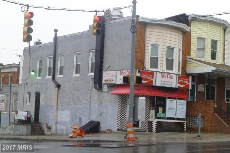 4100 Falls Road - Photo 1