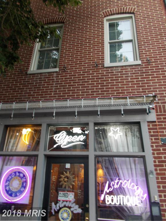 1049 Charles Street - Photo 1
