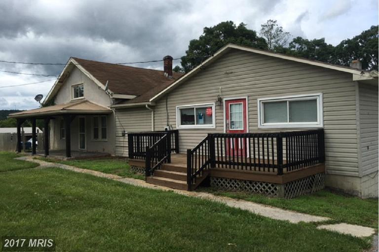 6960 Hedgesville Road - Photo 1