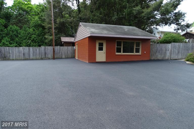 334 East King Street - Photo 1