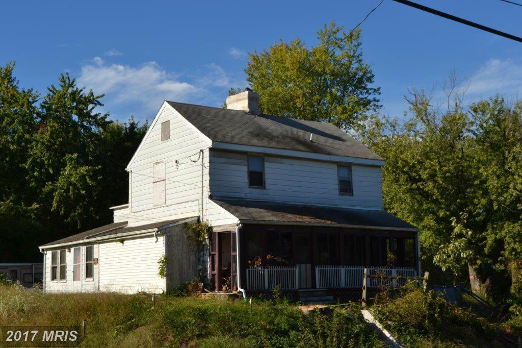 807 Bladen Street - Photo 1