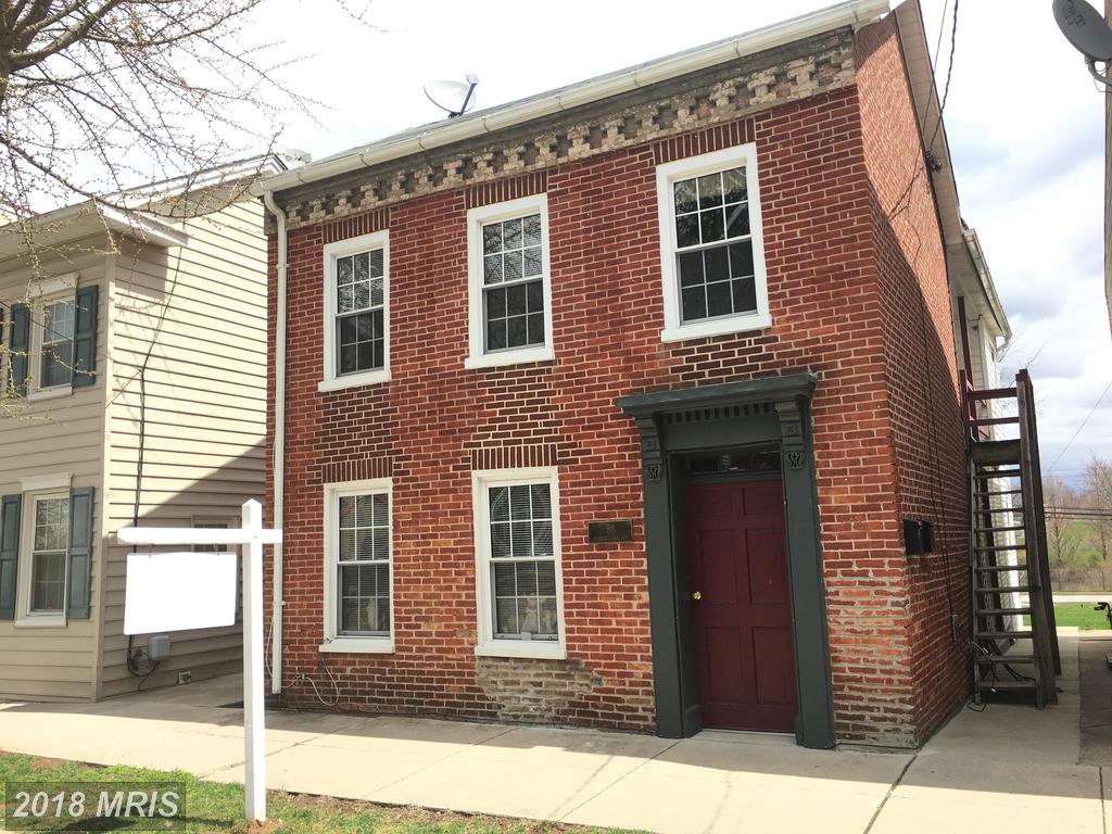 88 Pennsylvania Avenue - Photo 1