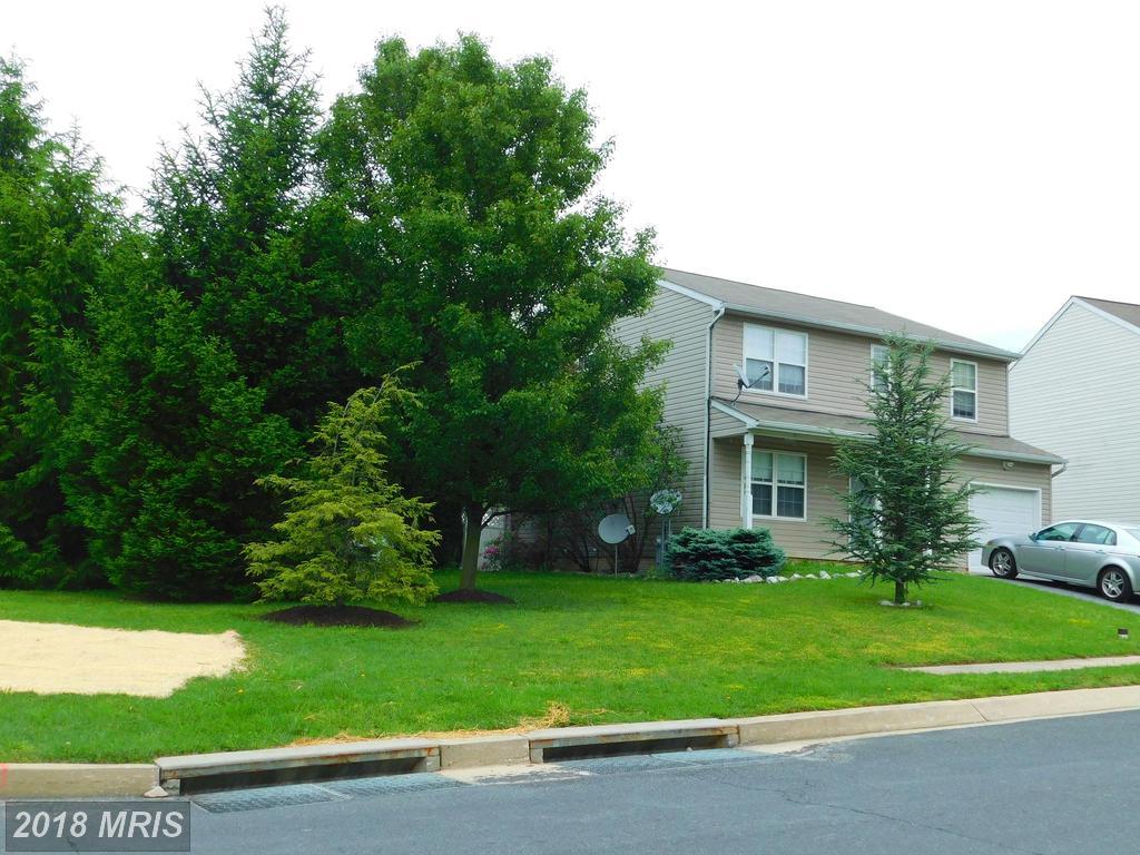 201 Montpelier Court - Photo 1