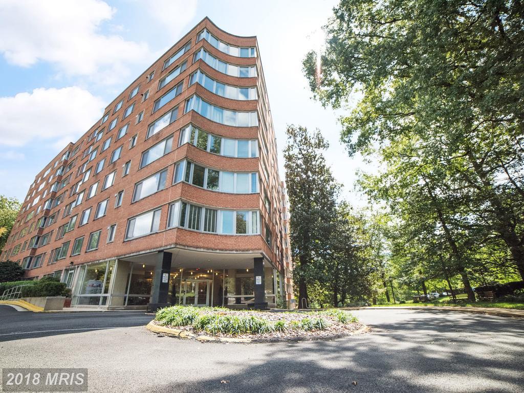 4200 Cathedral Avenue - Photo 1