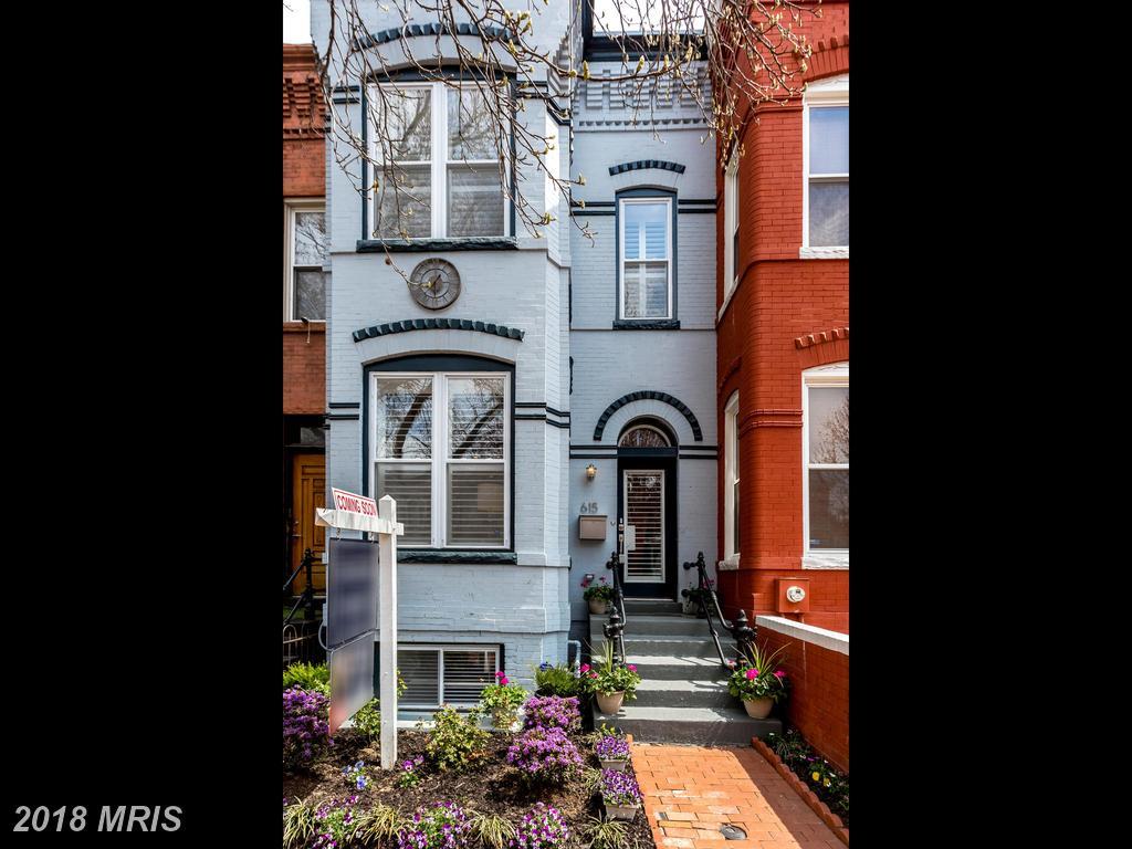 615 6TH Street - Photo 1