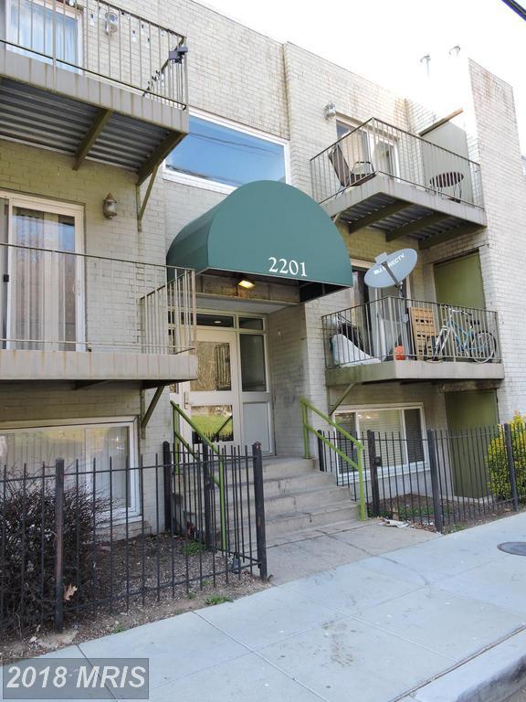 2201 Hunter Place - Photo 1