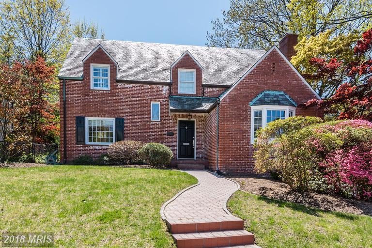 4712 Windom Place - Photo 1