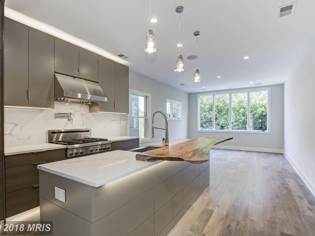 517 Q Street - Photo 1