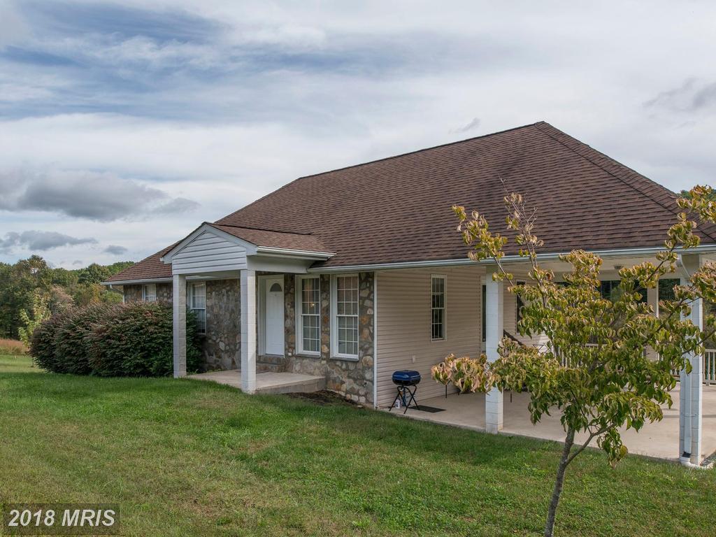 9374 Foxhunt Lane - Photo 1