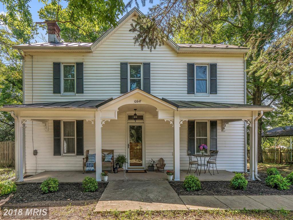 10647 Rogues Road - Photo 1