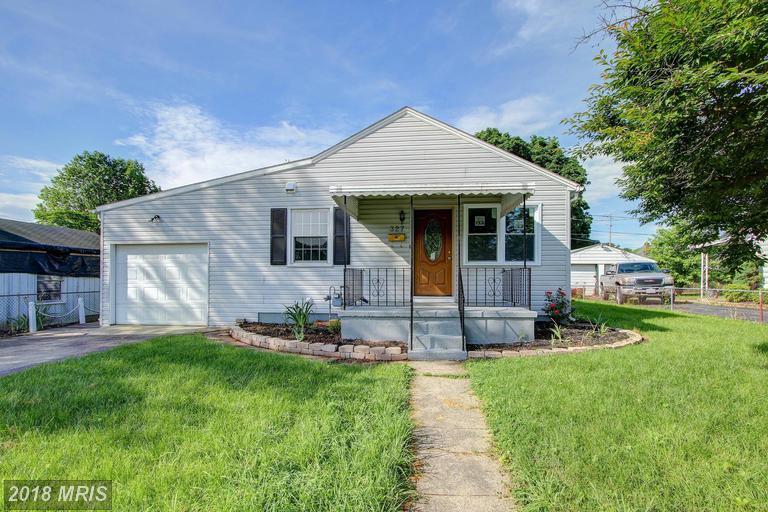 327 Catoctin Avenue - Photo 1