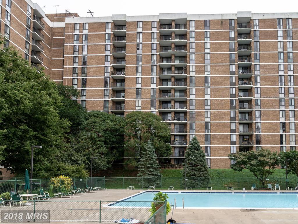 2311 Pimmit Drive - Photo 1