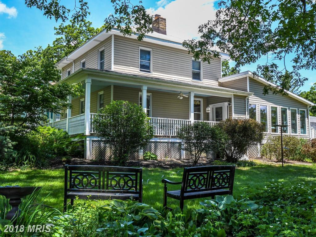 203 H Street - Photo 1