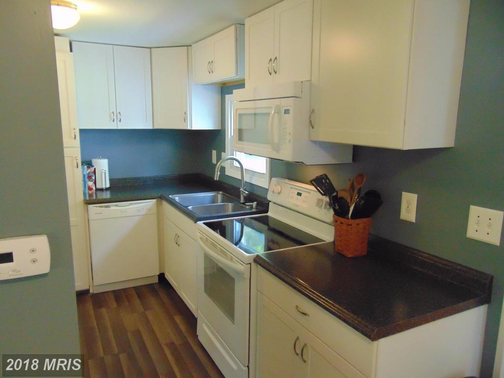 3122 James Run Road - Photo 1