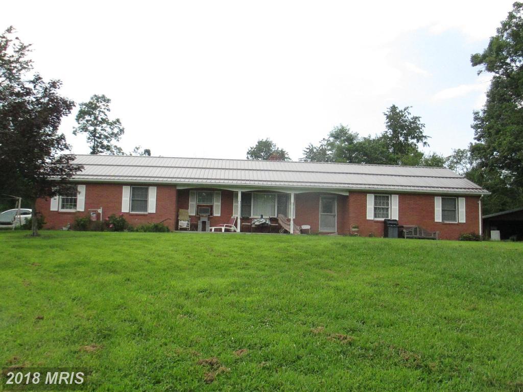 210 Blessed Way - Photo 1