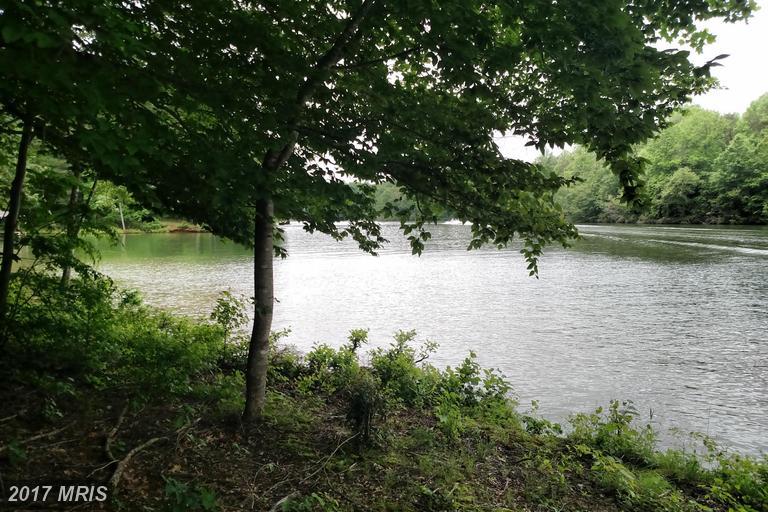 99 SMITTY Circle - Photo 1