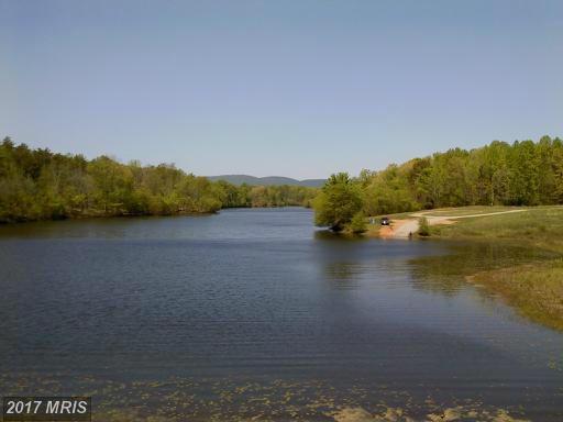 4 Reservoir Lane - Photo 1