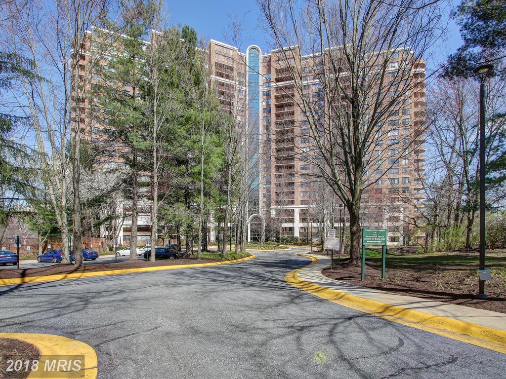 10101 Grosvenor Place - Photo 1