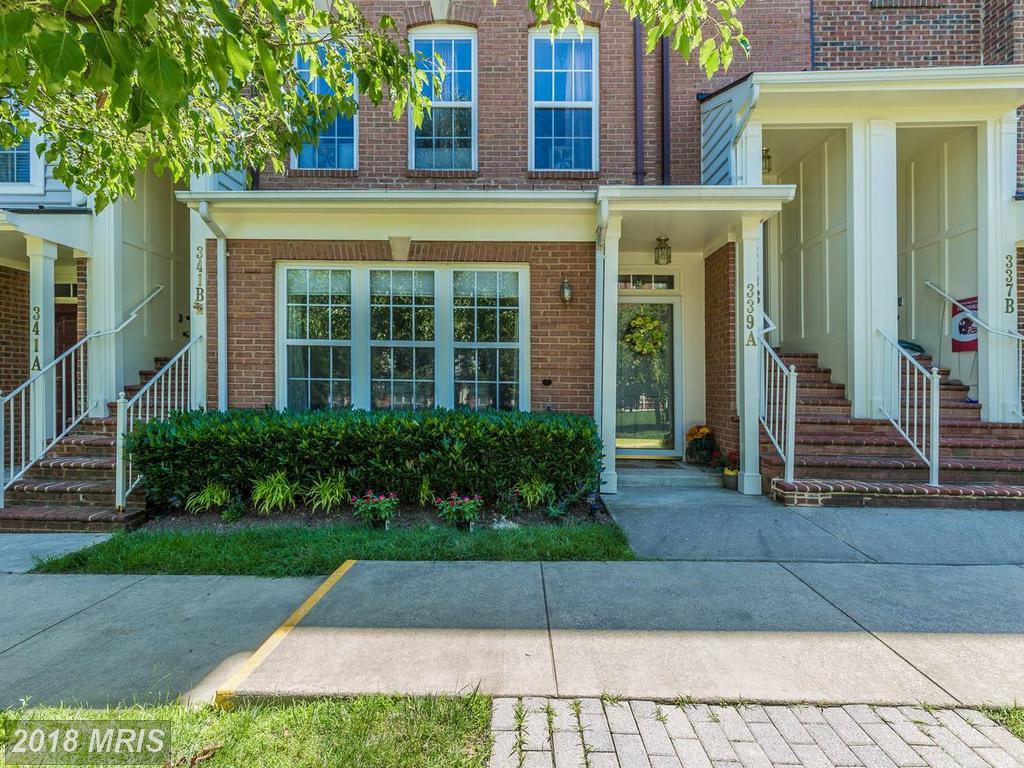 339 Cross Green - Photo 1