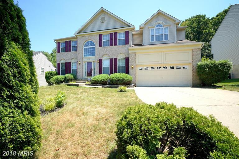 15210 Derbyshire Way - Photo 1