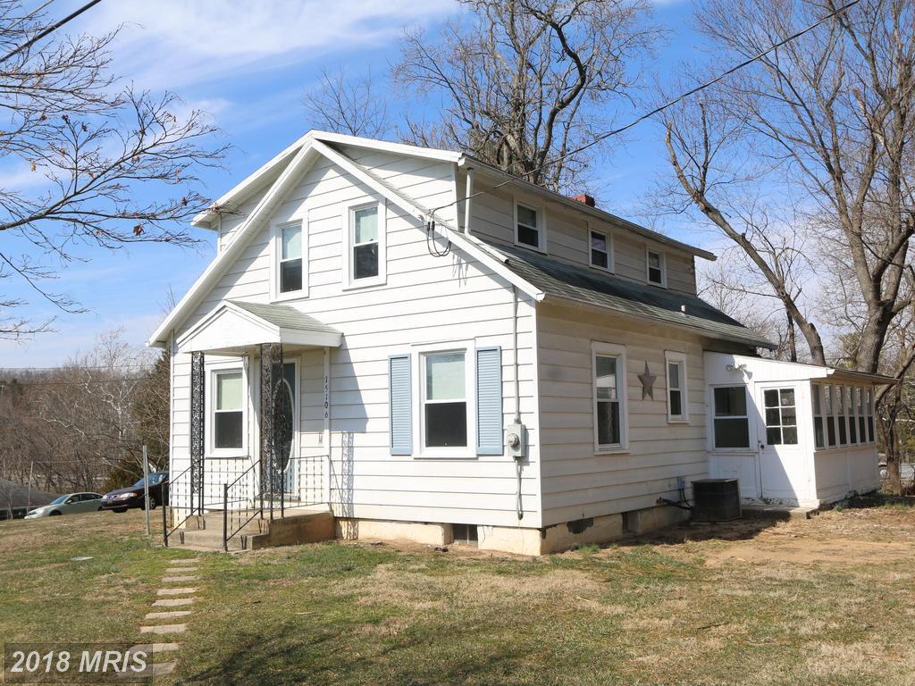 15106 Bloyers Avenue - Photo 1