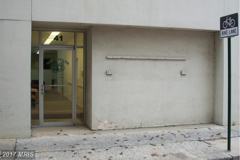 41 Summit Avenue - Photo 1