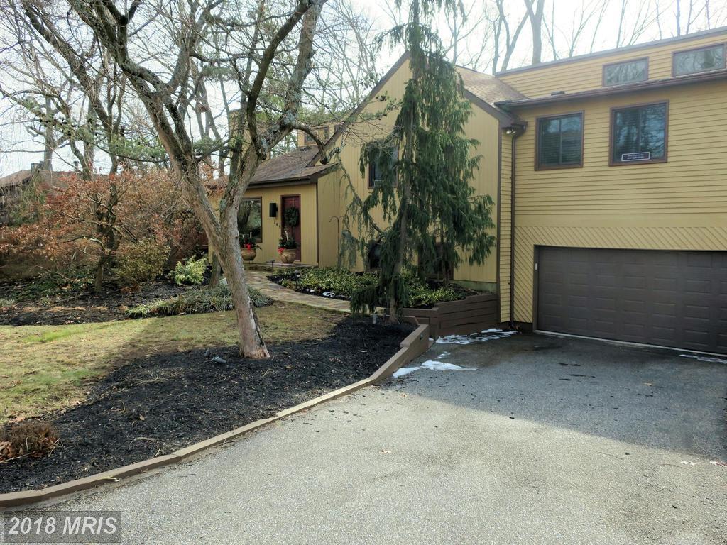 145 Clarence Avenue - Photo 1