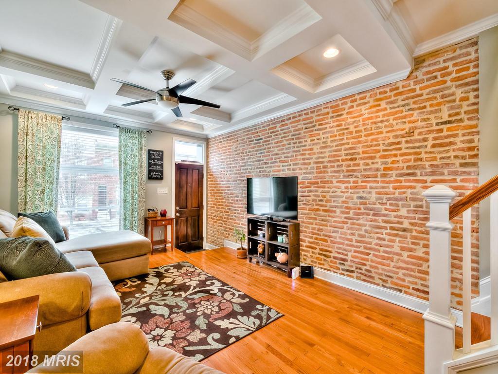 345 Clinton Street - Photo 1