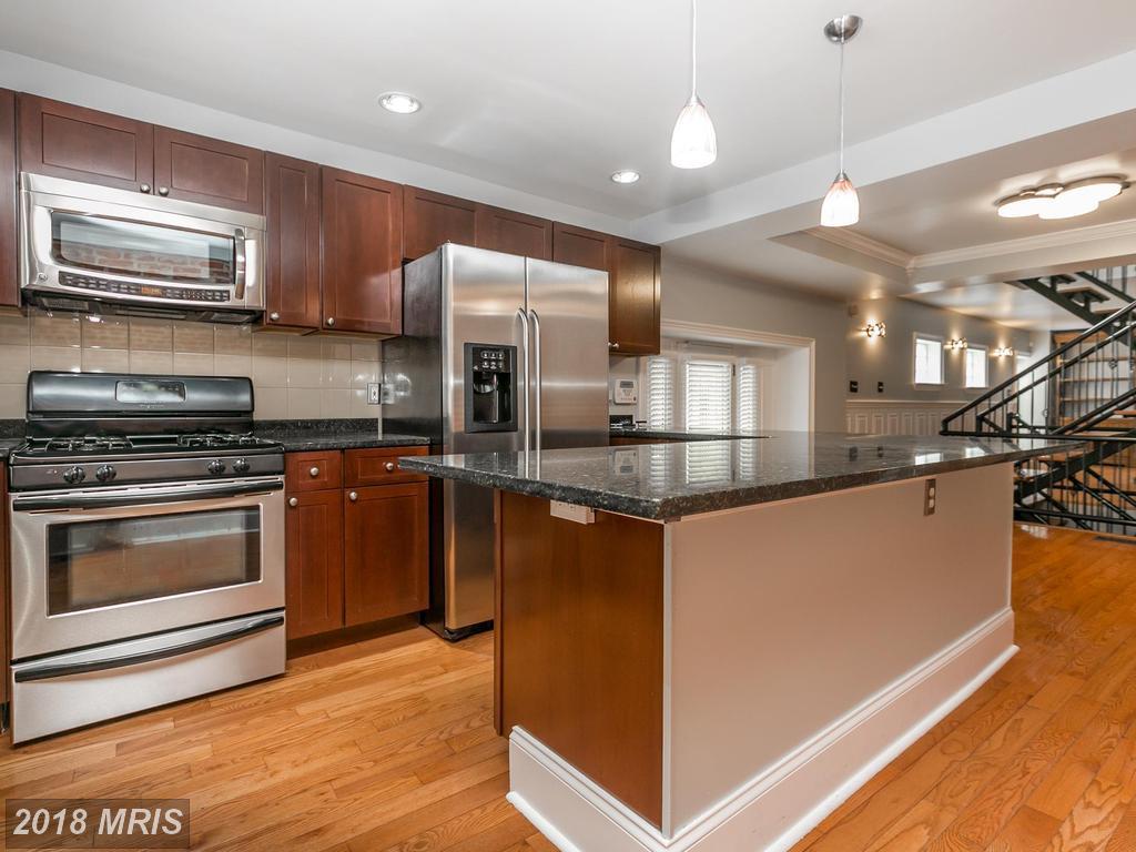 534 Curley Street - Photo 1