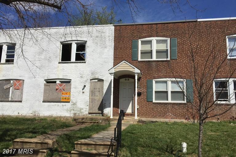 916 Stoll Street - Photo 1