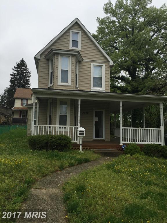3902 Parkside Drive - Photo 1