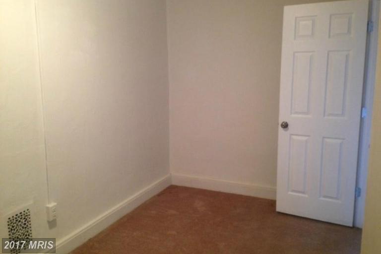 1821 Rutland Avenue - Photo 1