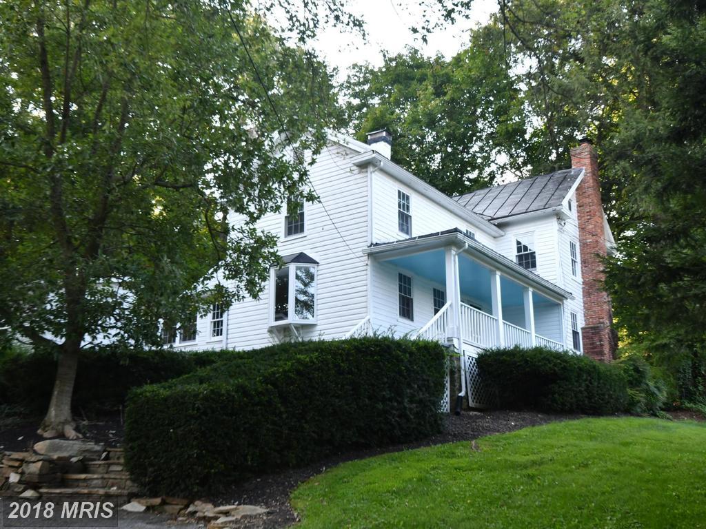 14842 Falls Road - Photo 1