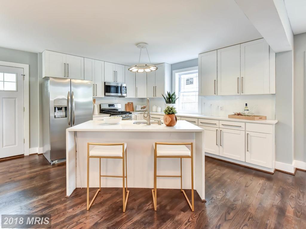 136 Sheridan Street - Photo 1
