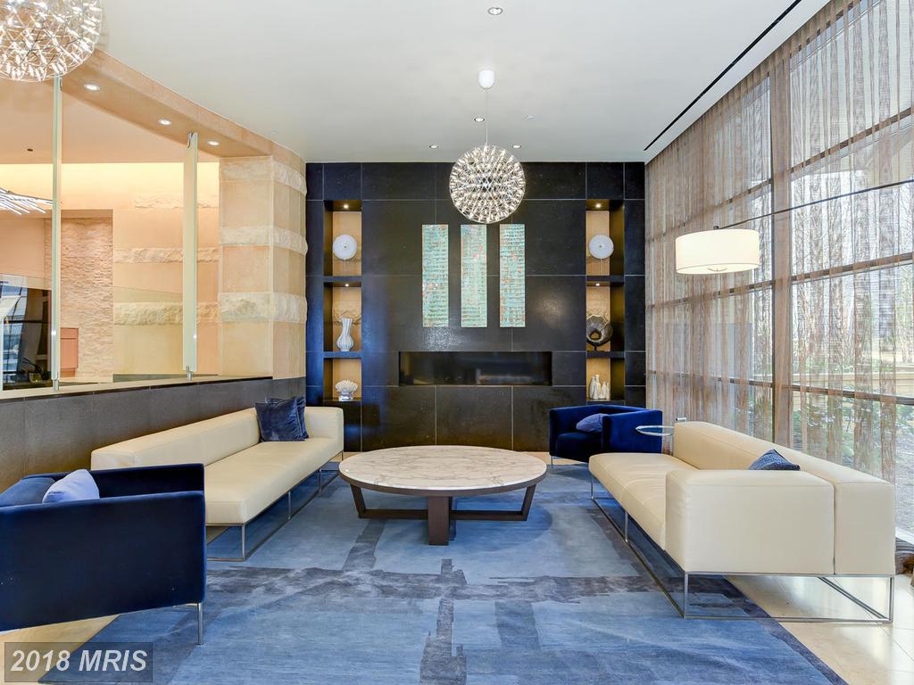 880 New Jersey Avenue - Photo 1