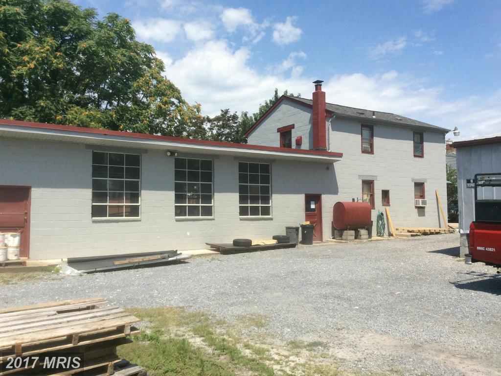 28 6TH Street - Photo 1
