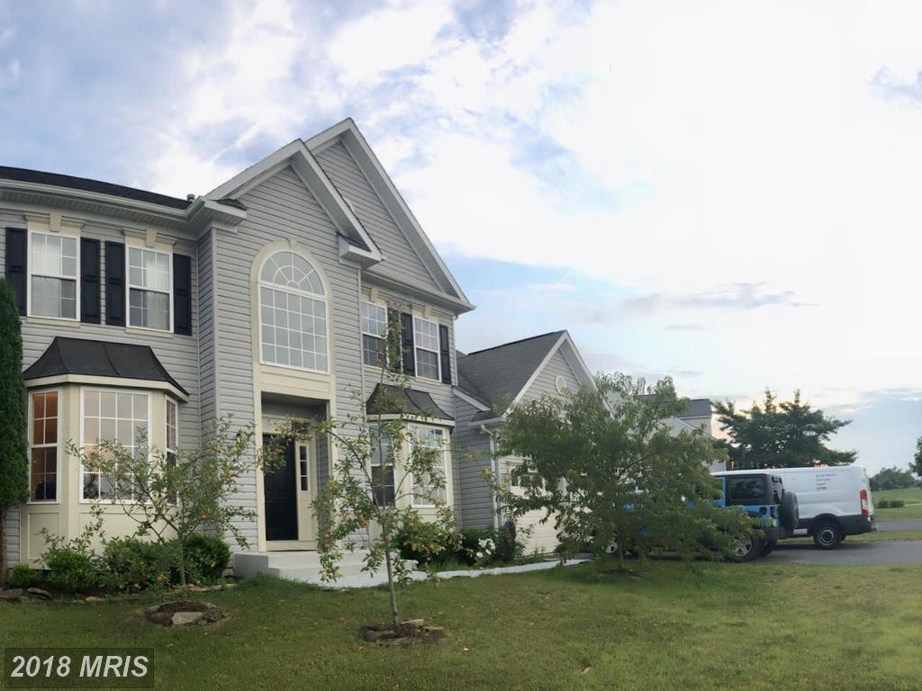 102 Hayvenhurst Court - Photo 1