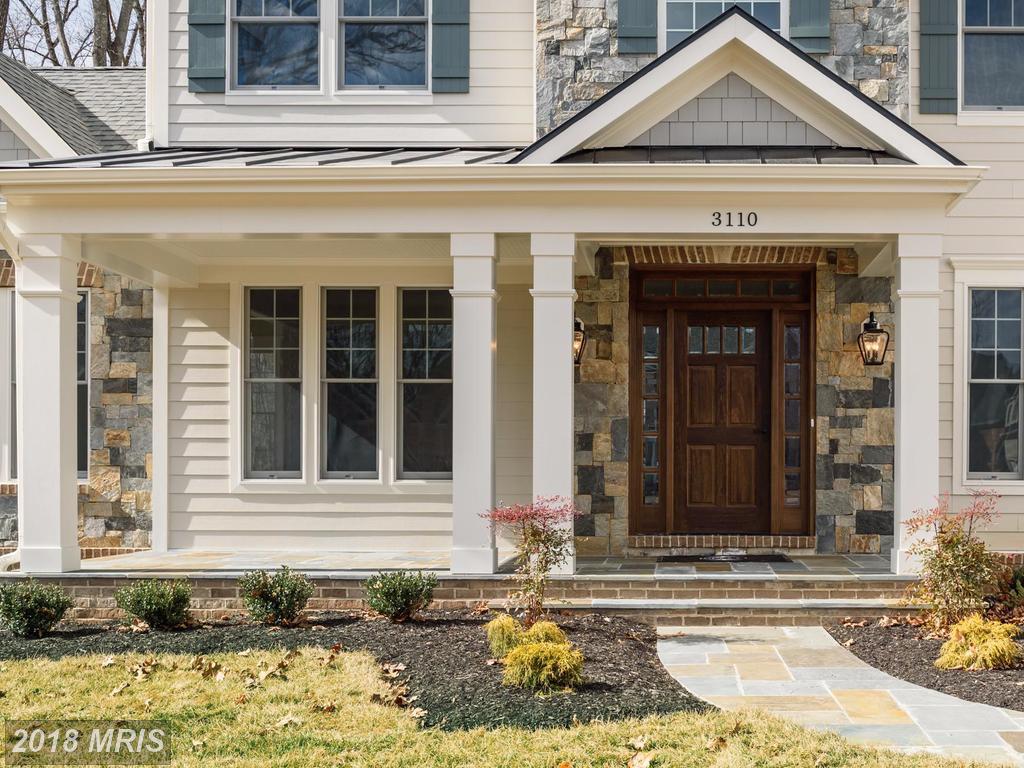 410 Welles Street - Photo 1