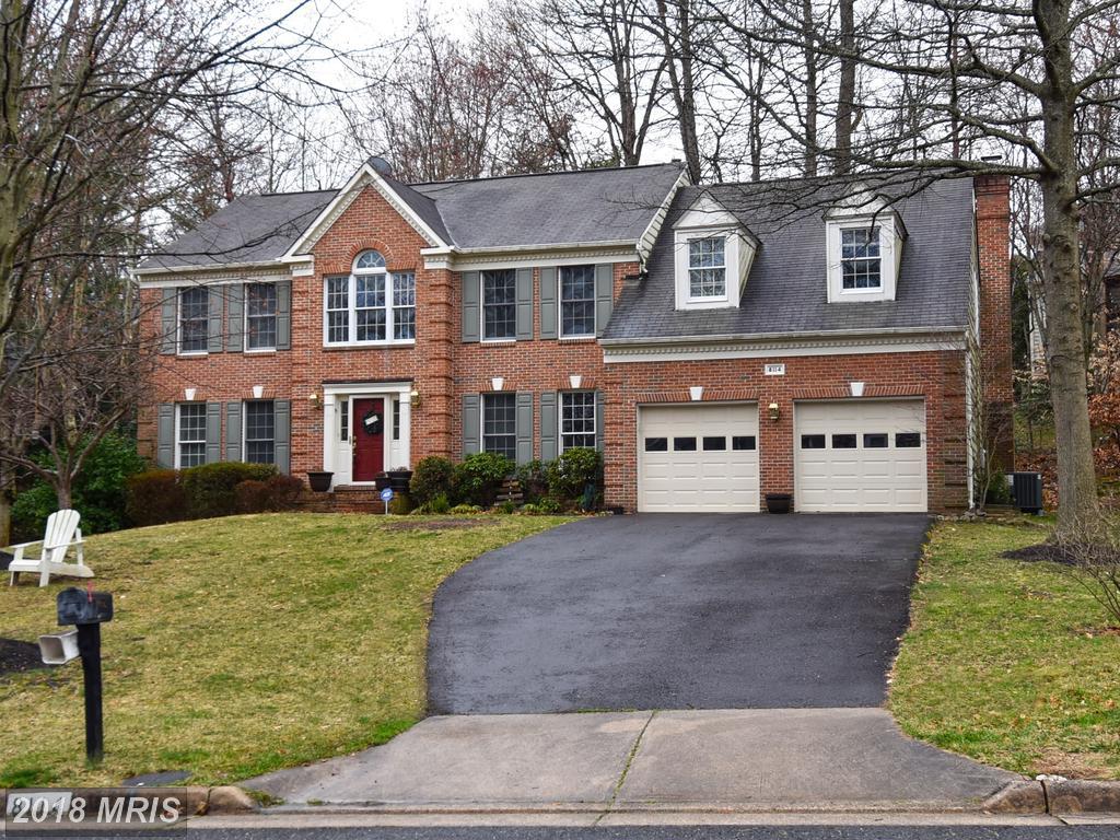 8114 Glenhurst Drive - Photo 1