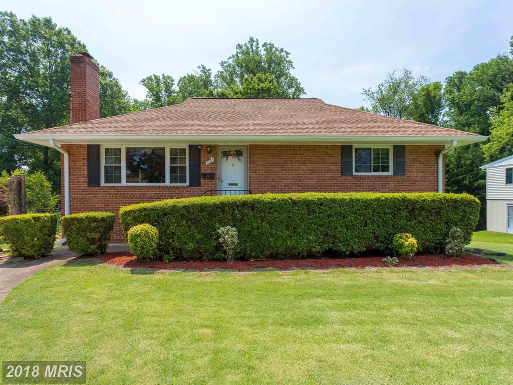 7205 Sanford Court - Photo 1