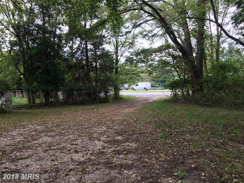 9112 Leesburg Pike - Photo 1