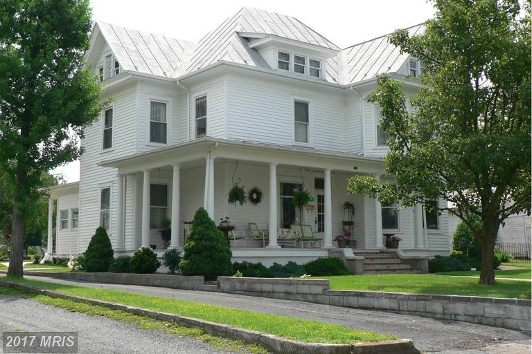 111-N Elm Street - Photo 1
