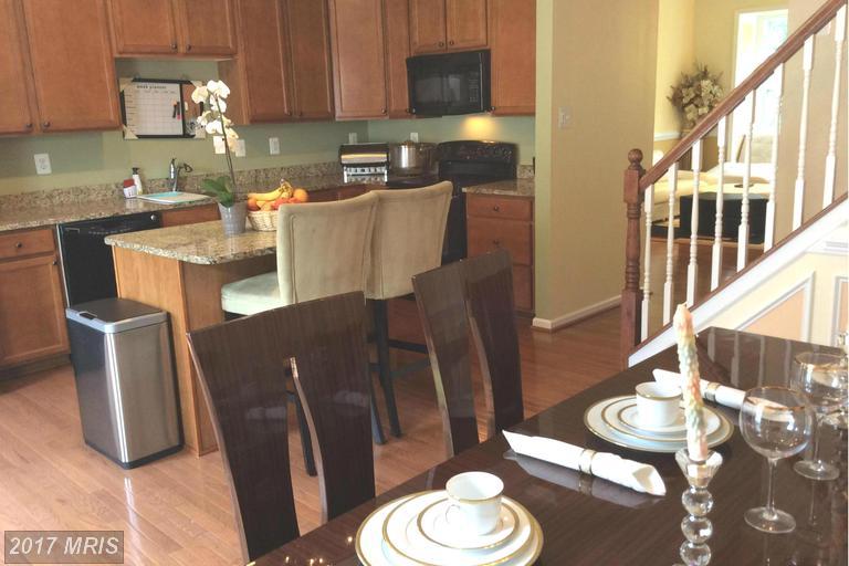 8032 Wright Place - Photo 1