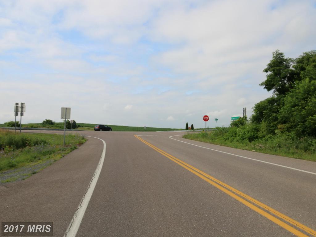 War Admiral Boulevard - Photo 1