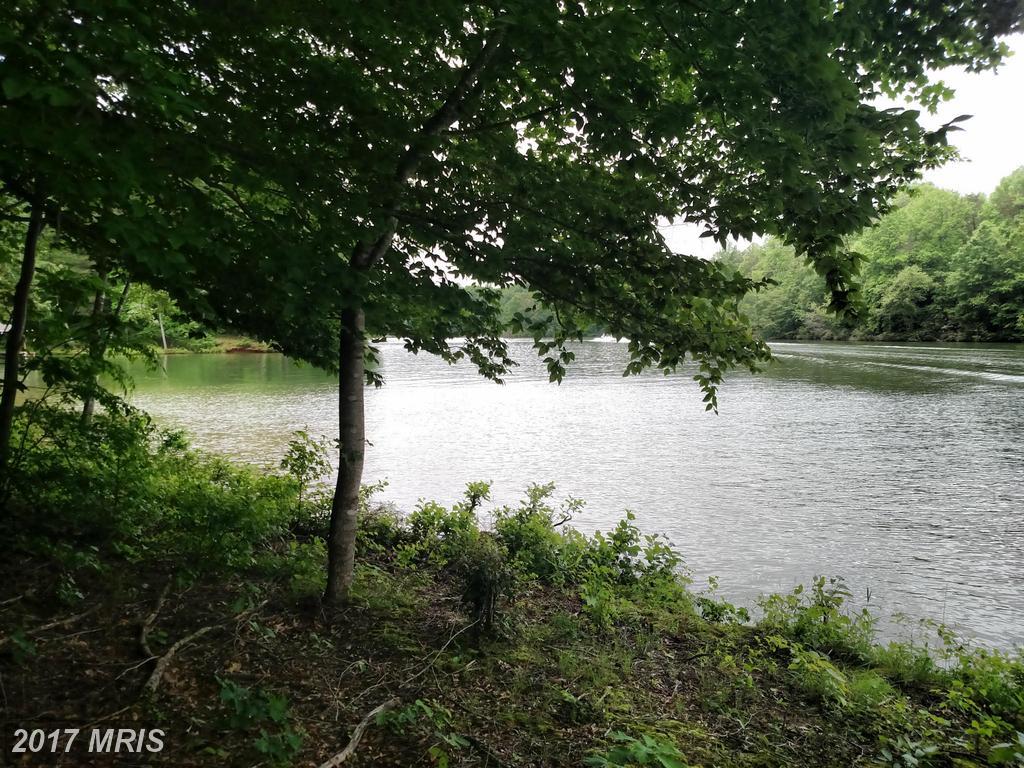 99 SMITTY Circle - Photo 1