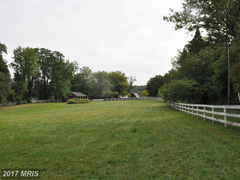 Simpson Circle - Photo 1
