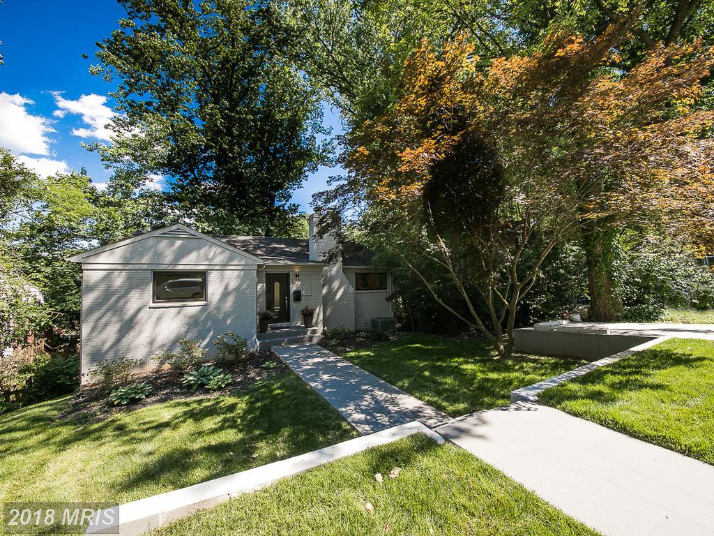 5210 Danbury Road - Photo 1
