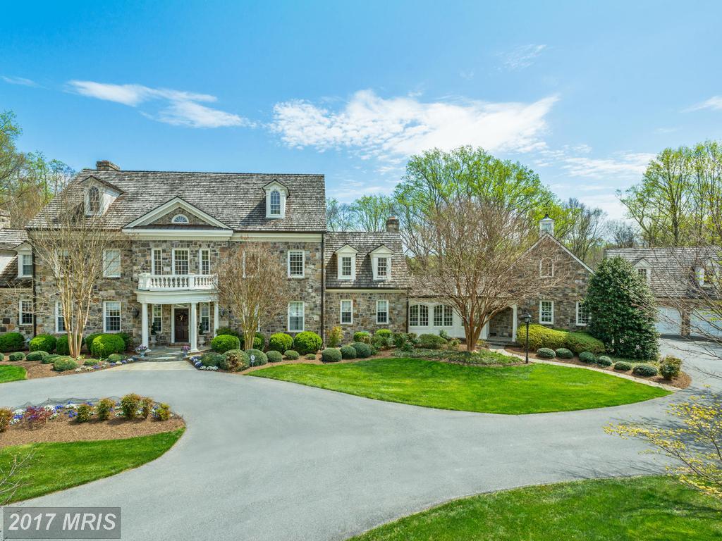 8610 Country Club Drive - Photo 1