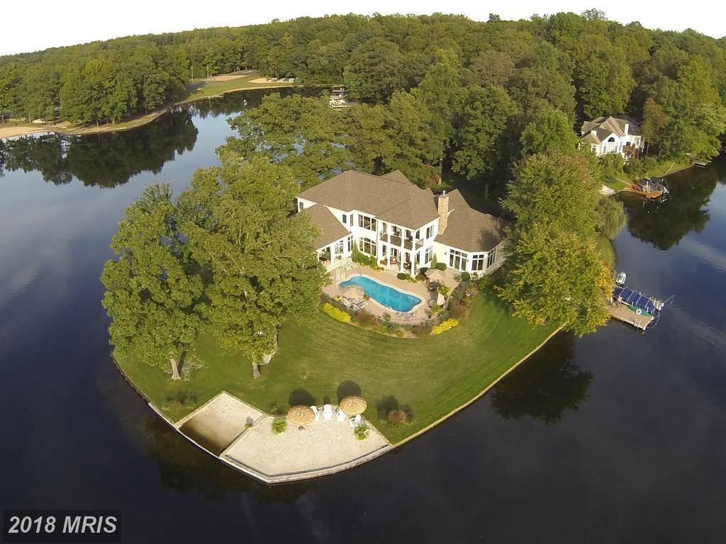 422 Wilderness Drive - Photo 1